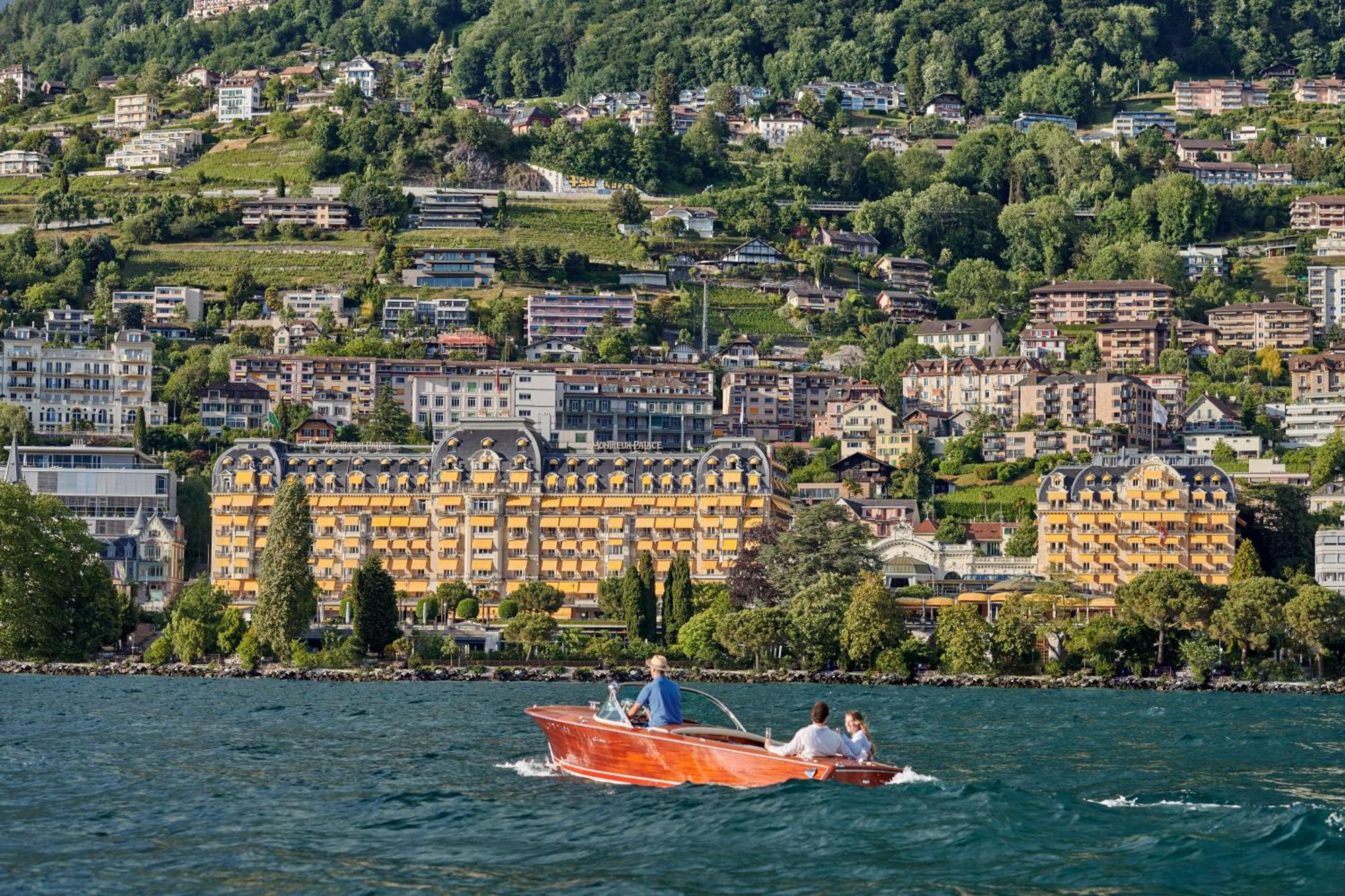 Fairmont Le Montreux Palace Exterior foto